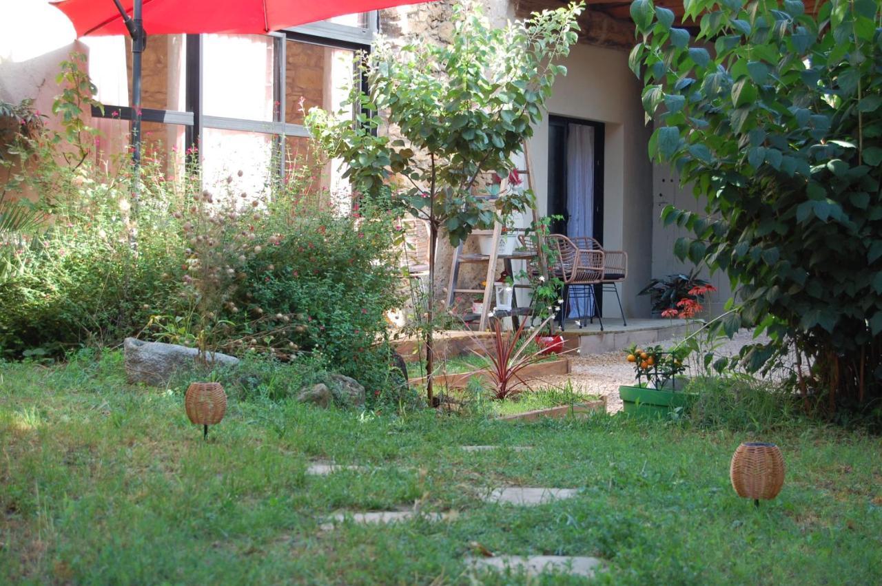 La Bucolique, Chambres Et Jardin D'Hotes Sabran Eksteriør bilde