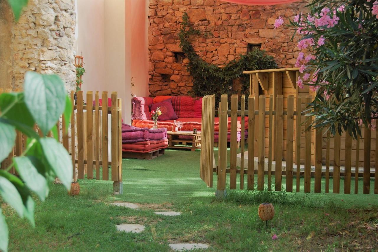 La Bucolique, Chambres Et Jardin D'Hotes Sabran Eksteriør bilde