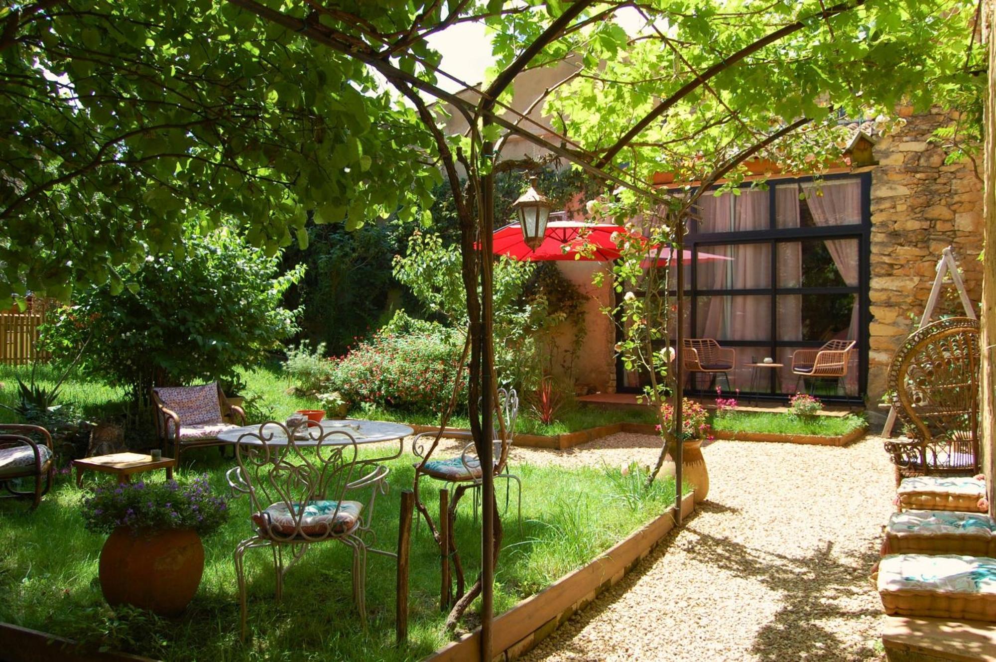 La Bucolique, Chambres Et Jardin D'Hotes Sabran Eksteriør bilde